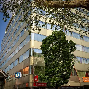Simm's - Cityhotel Next To Metro U3 4* Bécs